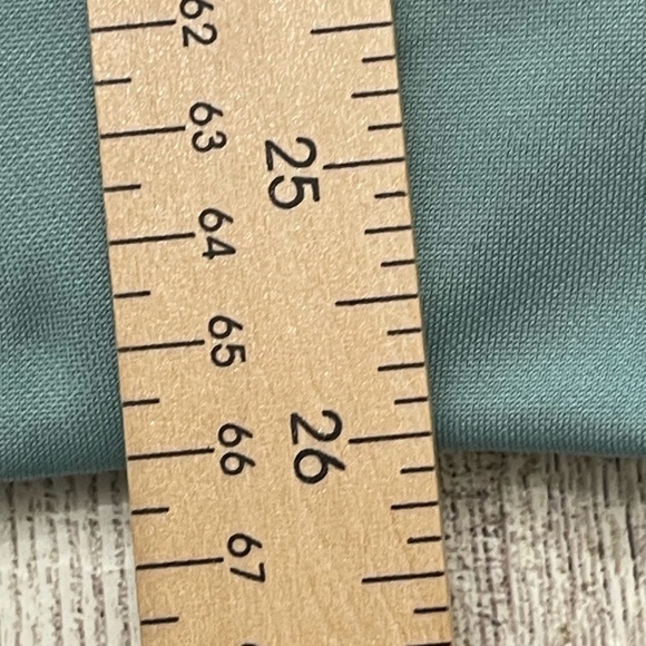 Nike Dri Fit Gray Purple Swoosh Hooded Pullover Sweatshirt - Picture 7 of 9